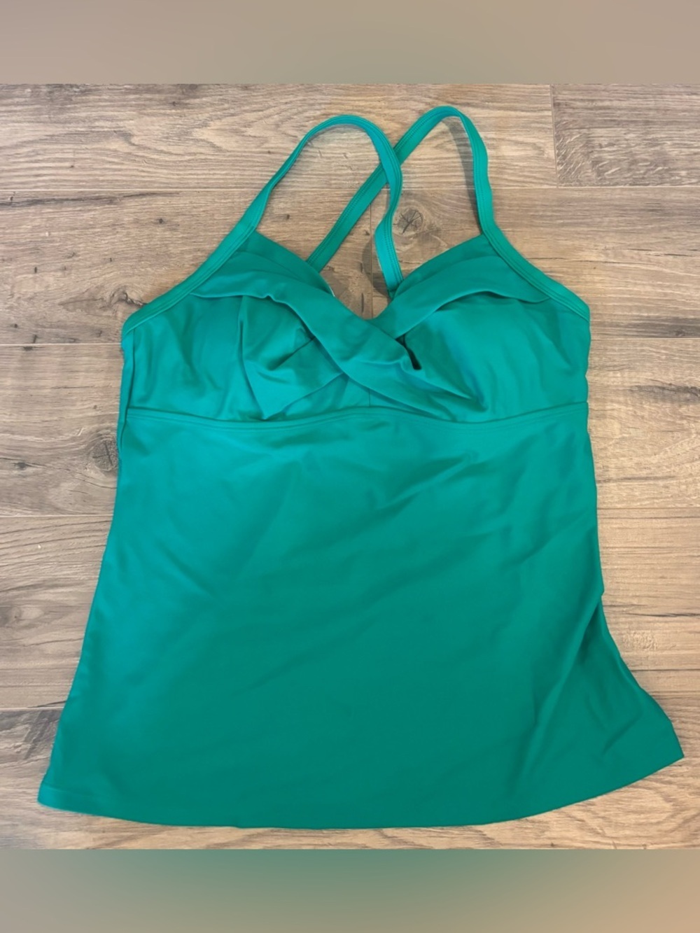 Athleta Twister Tankini Top Green – Underwire Support (NWT) size 36B/C - Picture 1 of 5